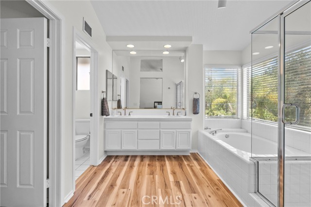 Detail Gallery Image 36 of 54 For 27360 Chesterfield Dr, Valencia,  CA 91354 - 4 Beds | 3 Baths