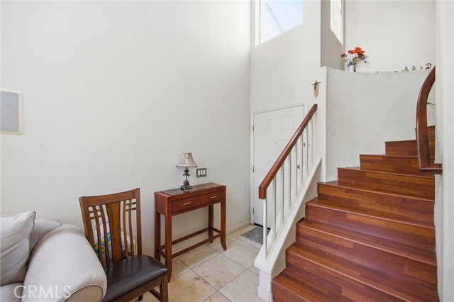 Detail Gallery Image 7 of 26 For 2131 Almeria St #102,  Corona,  CA 92879 - 3 Beds | 2/1 Baths