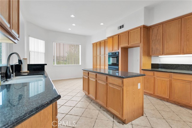 34113 Castle Pines Drive, Yucaipa CA: https://media.crmls.org/medias/c41fb24c-0b88-4a68-b89a-03478bcfaaa6.jpg