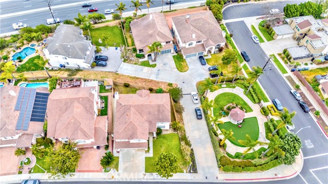 5338 S Chariton Avenue, Ladera Heights CA: https://media.crmls.org/medias/c420089d-457a-4f53-9a35-483877020b67.jpg