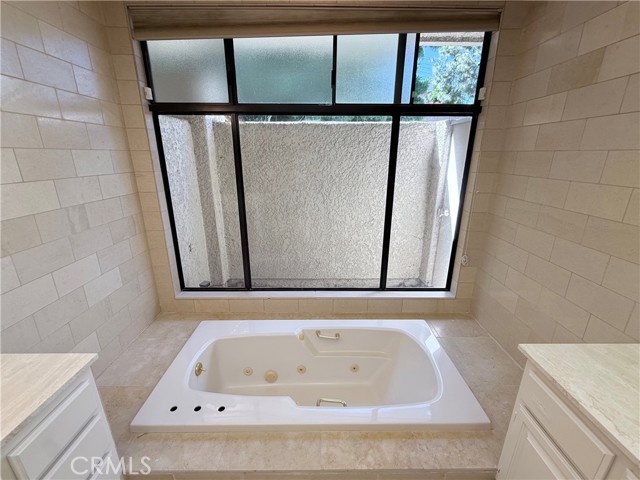 Detail Gallery Image 16 of 32 For 5581 via Dicha #B,  Laguna Woods,  CA 92637 - 3 Beds | 2 Baths