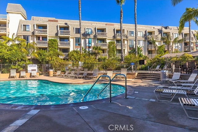 Detail Gallery Image 27 of 49 For 999 N Pacific #F103,  Oceanside,  CA 92054 - 1 Beds | 1 Baths