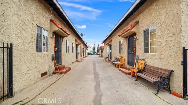 732 S Ferris Avenue #8, Los Angeles, CA, 90022 732 S Ferris Avenue #8, Los Angeles, CA, 90022