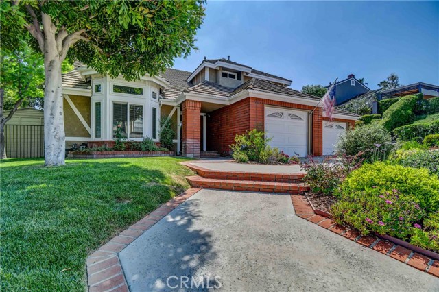 680 S Londerry Ln, Anaheim Hills, CA 92807