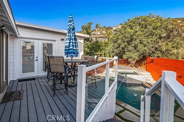 2 Camel Point Drive, Laguna Beach CA: https://media.crmls.org/medias/c4222791-39a7-41b5-ab7c-2d07ea59ee00.jpg