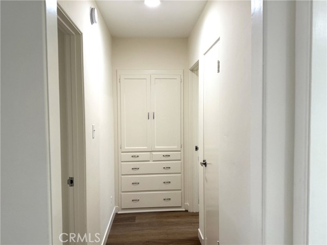 Detail Gallery Image 7 of 14 For 2652 23rd St, Santa Monica,  CA 90405 - 1 Beds | 1 Baths