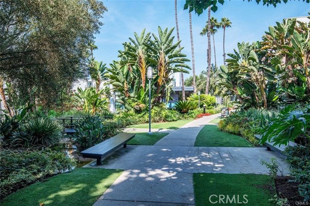 620 The Village, Redondo Beach CA: https://media.crmls.org/medias/c423a204-fc07-4b9b-8b08-02a009de8584.jpg