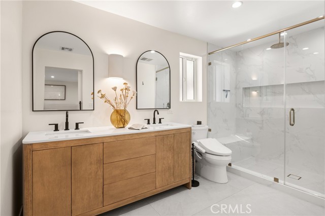 3 Bed Home for Sale in Los Angeles, California