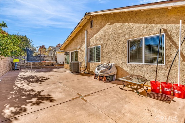 25790 Parada, Valencia CA: https://media.crmls.org/medias/c424a32a-fb93-451a-ae95-515957a8bae0.jpg