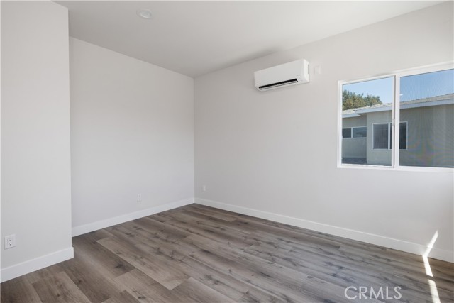 Image 13 of 26 For 3444 Whistler Avenue