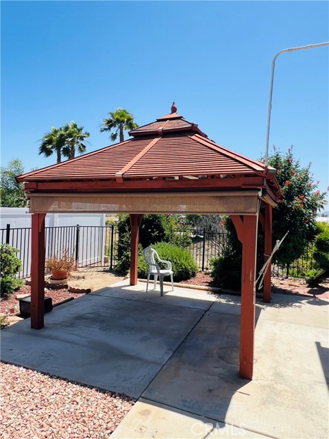 38445 Via Taffia, Murrieta CA: https://media.crmls.org/medias/c425ed40-99b1-4905-ac29-78cef0aeb249.jpg