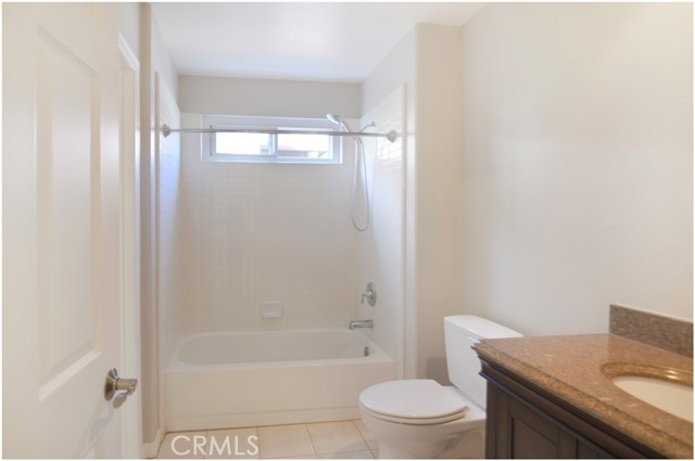 Detail Gallery Image 13 of 53 For 22132 Wayside, Mission Viejo,  CA 92692 - 4 Beds | 3 Baths