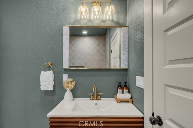 Detail Gallery Image 28 of 47 For 520 E 8th St, Corona,  CA 92879 - 4 Beds | 2 Baths