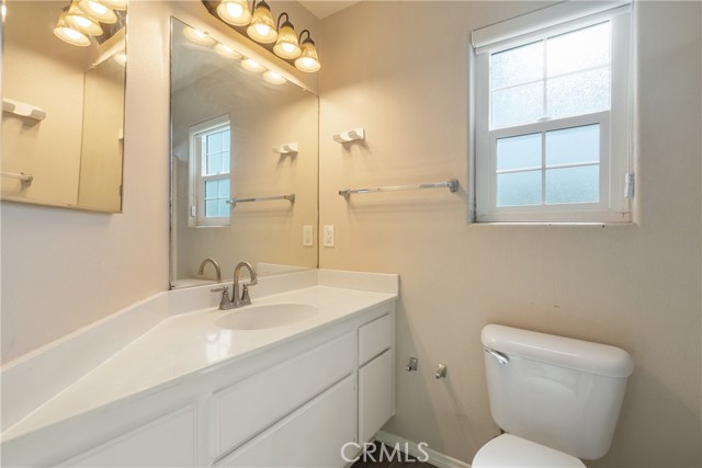 Detail Gallery Image 13 of 25 For 7465 Western Bay, Buena Park,  CA 90621 - 2 Beds | 2/1 Baths