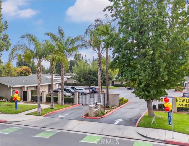 23925 Eucalyptus, Moreno Valley CA: https://media.crmls.org/medias/c428c7ac-dfd2-44be-878e-c4f9e85071d6.jpg