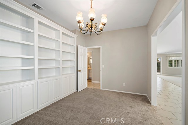 Detail Gallery Image 19 of 41 For 31813 via Campanario, Temecula,  CA 92592 - 4 Beds | 2 Baths