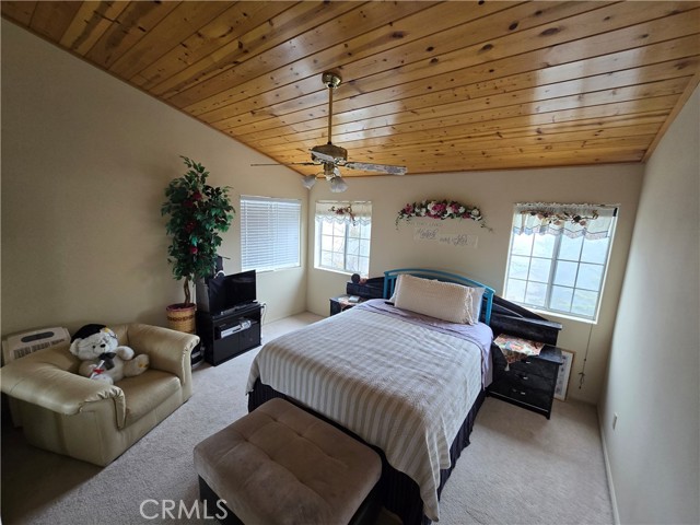 Detail Gallery Image 13 of 20 For 33361 Carlock Dr, Running Springs,  CA 92382 - 2 Beds | 1/1 Baths