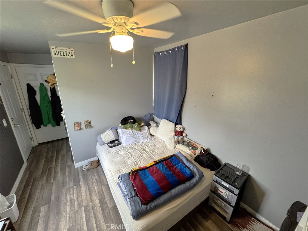 https://media.crmls.org/medias/c4290e81-0931-40a5-a970-9eb867a158c1.jpg?preset=X-Large