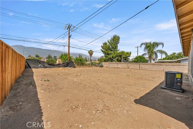 1446 Morgan Road, San Bernardino CA: https://media.crmls.org/medias/c4296d8f-19a2-47e2-8488-f8b76bd01c21.jpg