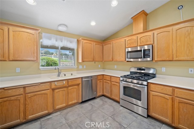 Detail Gallery Image 8 of 33 For 3735 Monterey Road, Atascadero,  CA 93422 - 3 Beds | 2 Baths