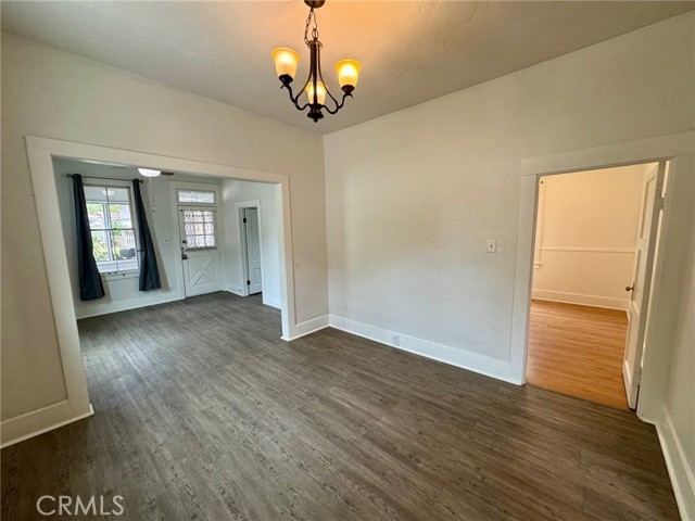 155 S Pennsylvania Avenue, Glendora CA: https://media.crmls.org/medias/c42a4dff-95ab-4373-a443-7dc286c49ea2.jpg