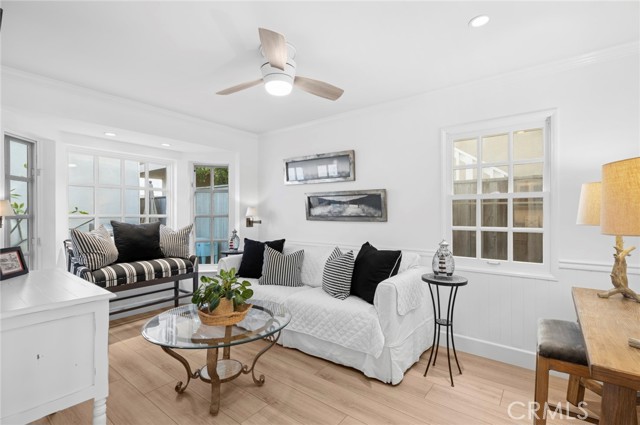 Detail Gallery Image 25 of 40 For 117 Amethyst Ave, Newport Beach,  CA 92662 - 3 Beds | 2 Baths