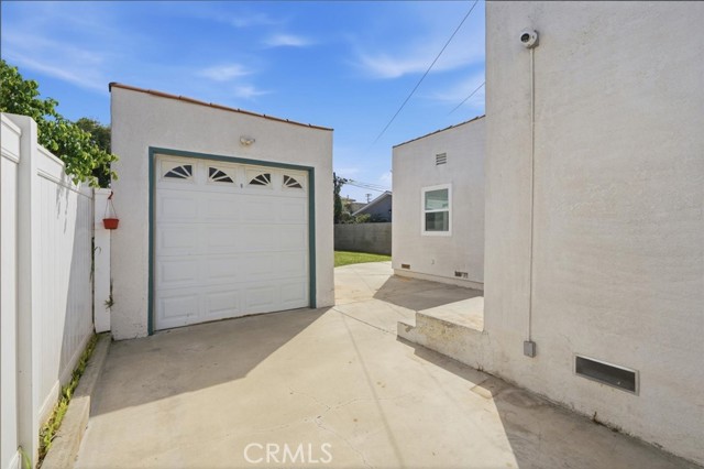 Detail Gallery Image 41 of 53 For 11916 Oxford Ave, Hawthorne,  CA 90250 - 3 Beds | 2 Baths