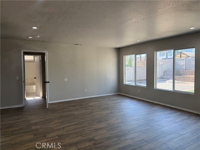 23100 Harbor Seal Court, Wildomar CA: https://media.crmls.org/medias/c42cafee-652d-4385-990c-7adadb43ef60.jpg