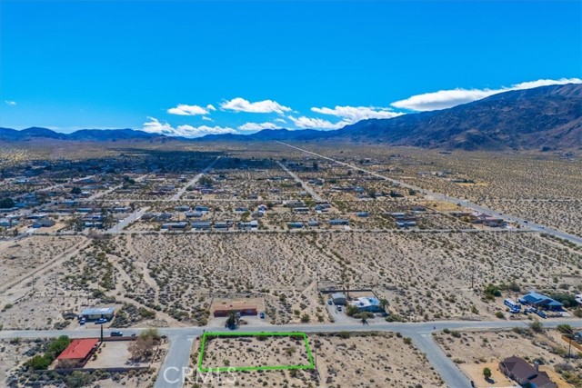 Detail Gallery Image 19 of 22 For 74552 Foothill Dr, Twentynine Palms,  CA 92277 - – Beds | – Baths