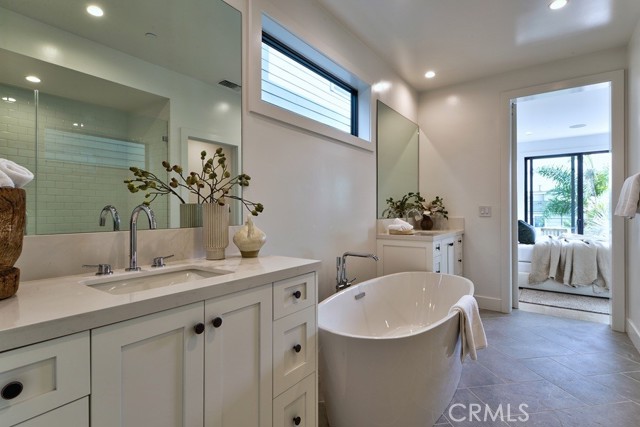 Detail Gallery Image 24 of 41 For 801 Delaware, Huntington Beach,  CA 92648 - 3 Beds | 3/1 Baths