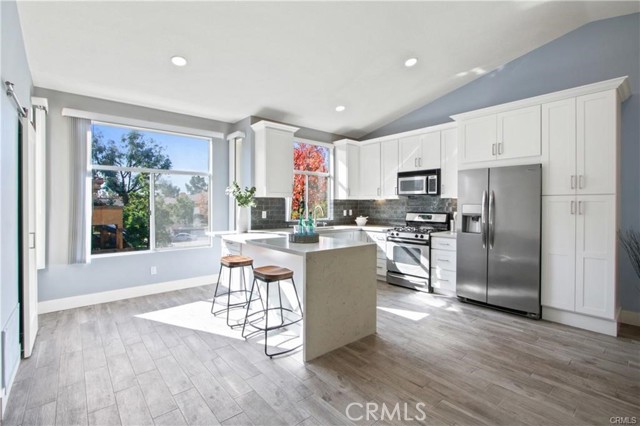 Detail Gallery Image 6 of 23 For 19431 Rue De Valore 49a,  Lake Forest,  CA 92610 - 2 Beds | 2 Baths