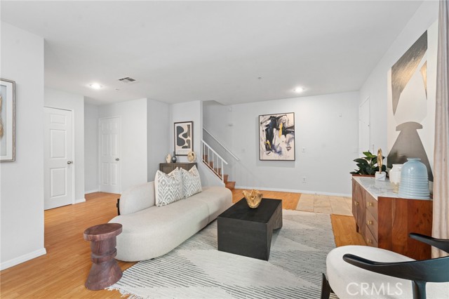 Detail Gallery Image 5 of 32 For 1522 S Baldwin Ave #15,  Arcadia,  CA 91007 - 2 Beds | 2/1 Baths