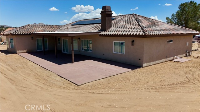 Detail Gallery Image 6 of 33 For 18255 Winnetka Rd, Apple Valley,  CA 92307 - 4 Beds | 3 Baths
