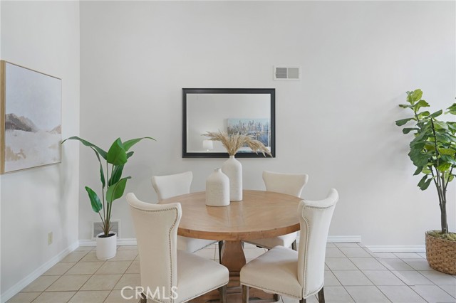 Detail Gallery Image 14 of 47 For 16672 Bolero Ln, Huntington Beach,  CA 92649 - 3 Beds | 2 Baths
