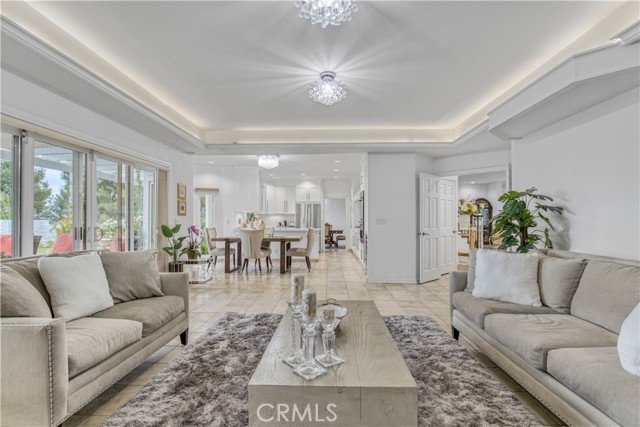 18238 Hastings Way, Porter Ranch CA: https://media.crmls.org/medias/c42f674d-f6ee-4008-981b-fdc57c42a4f5.jpg