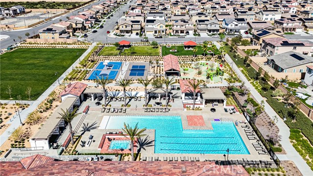 Detail Gallery Image 32 of 45 For 16651 Snowdrop #1,  Fontana,  CA 92336 - 3 Beds | 2 Baths