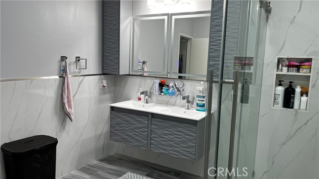 Detail Gallery Image 9 of 24 For 21340 via Del Halcon, Yorba Linda,  CA 92887 - 4 Beds | 2 Baths