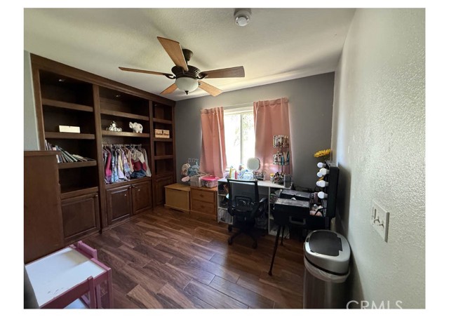 721 Aspen Glen Lane, Beaumont CA: https://media.crmls.org/medias/c4307b90-10d8-4a3d-b3af-bebfb2c11c43.jpg