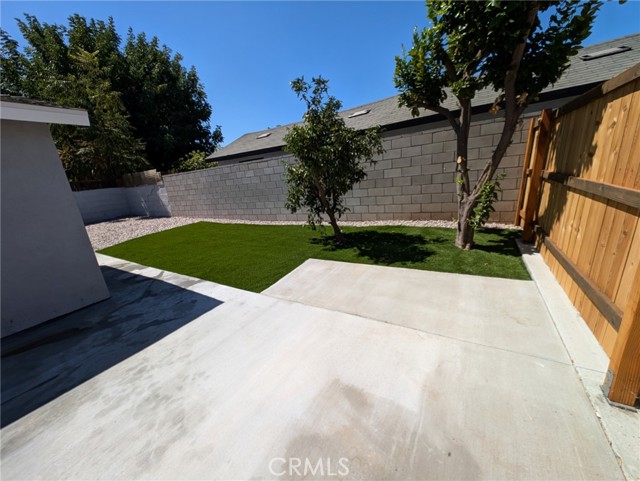 Detail Gallery Image 14 of 23 For 7614 Fern St, Riverside,  CA 92504 - – Beds | – Baths