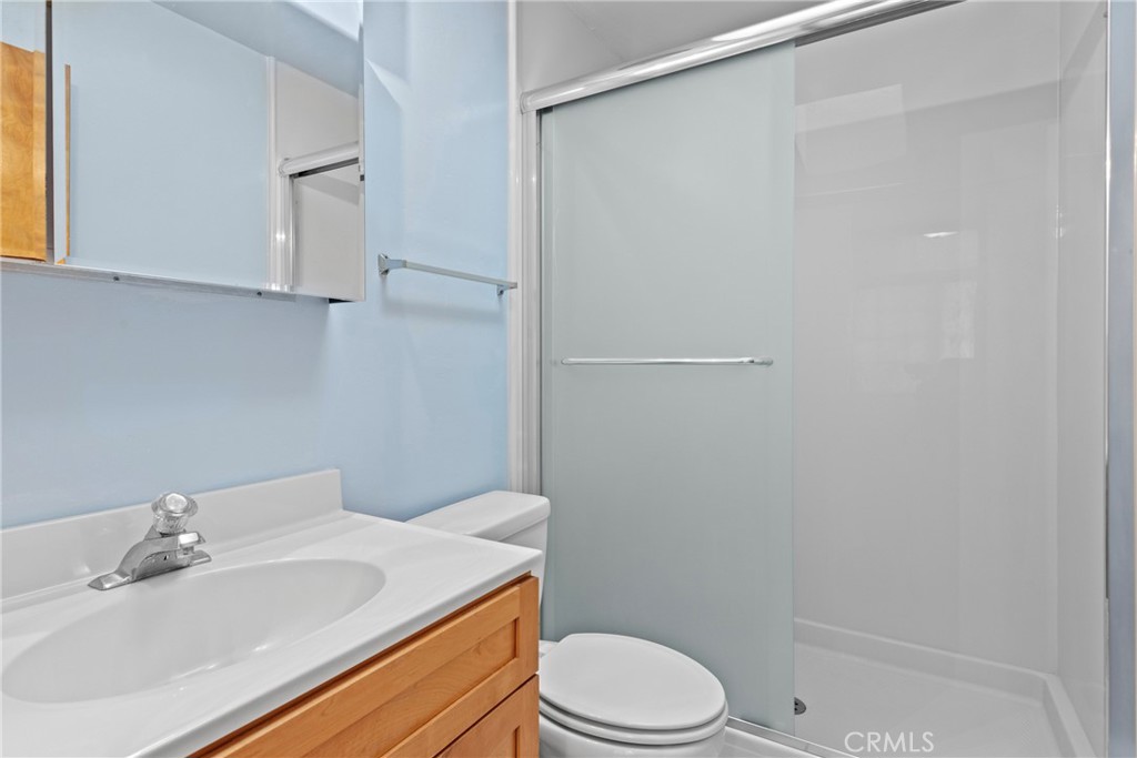 https://media.crmls.org/medias/c430ece1-0530-41a9-a1a0-66e146028b22.jpg?preset=X-Large