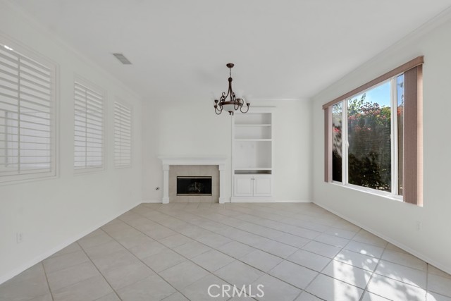 Detail Gallery Image 10 of 43 For 11205 Salerno, Porter Ranch,  CA 91326 - 4 Beds | 3 Baths