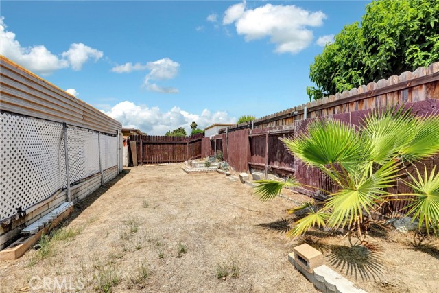 Detail Gallery Image 24 of 42 For 556 San Marino, Hemet,  CA 92545 - 2 Beds | 1 Baths