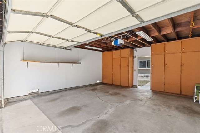 14276 Bolsa Chica Road, Westminster CA: https://media.crmls.org/medias/c43208f1-04a8-41f1-9904-3b8b4be5410b.jpg
