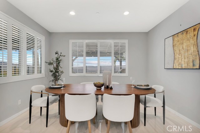 Detail Gallery Image 40 of 65 For 18348 Cachet, Canyon Country,  CA 91350 - 5 Beds | 5 Baths