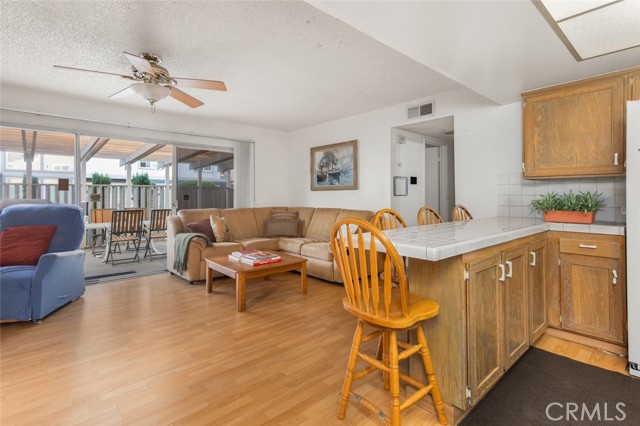 Detail Gallery Image 6 of 29 For 22754 Islamare Lane, Lake Forest,  CA 92630 - 4 Beds | 3 Baths