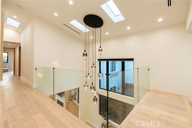 1721 Oak Avenue, Manhattan Beach CA: https://media.crmls.org/medias/c432a657-902b-4b14-9649-558113697bde.jpg