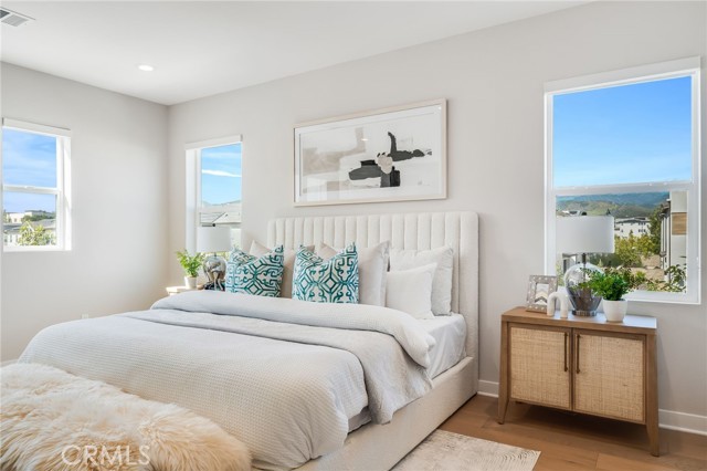 Detail Gallery Image 30 of 58 For 301 Brackens, Lake Forest,  CA 92630 - 4 Beds | 4 Baths