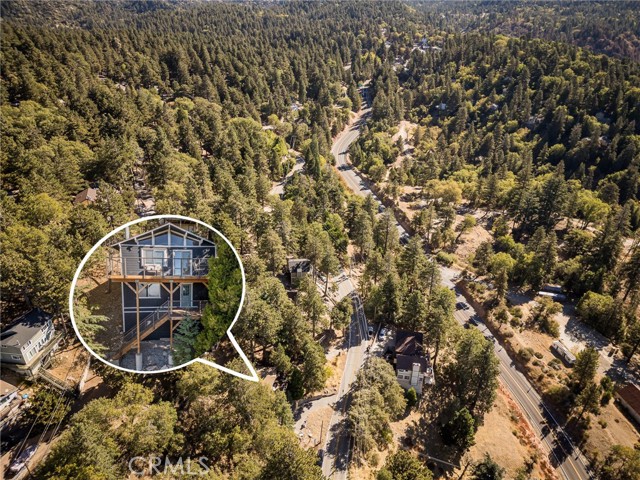 Detail Gallery Image 4 of 42 For 31600 City Creek Rd, Running Springs,  CA 92382 - 3 Beds | 2 Baths