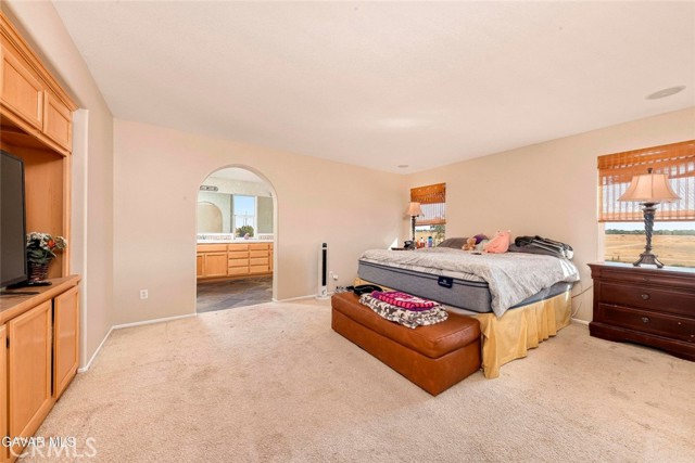 Detail Gallery Image 13 of 28 For 2158 Cypress, Lancaster,  CA 93535 - 4 Beds | 3 Baths