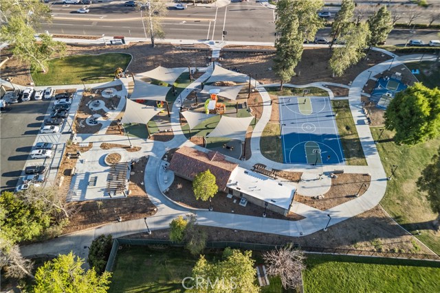 Detail Gallery Image 33 of 36 For 23515 Lyons Ave #S7,  Valencia,  CA 91355 - 1 Beds | 1 Baths